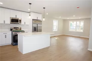 95 Sunset Ave, Providence, RI 02909 - Photo 12