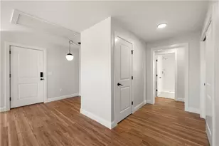 36 Evarts St, Newport, RI 02840 - Photo 10