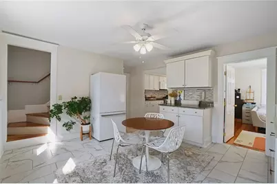520 Middle Highway, Barrington, RI 02806 - Photo 14