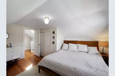 520 Middle Highway, Barrington, RI 02806 - Photo 16