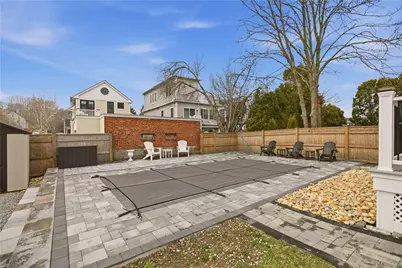 23 Clinton Street, Newport, RI 02840 - Photo 34