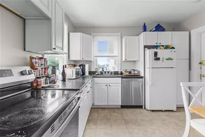 501 Spring Street #2, Newport, RI 02840 - Photo 14