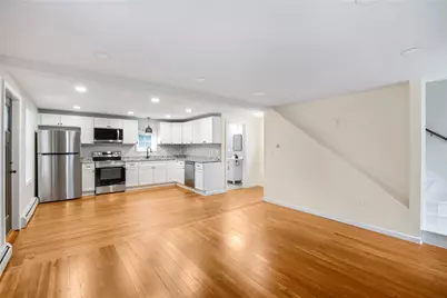 677 Cass Avenue, Woonsocket, RI 02895 - Photo 12