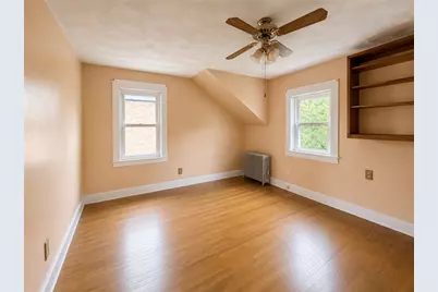 39 Illinois Street, Central Falls, RI 02863 - Photo 8