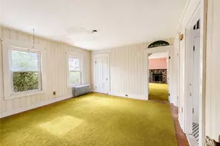39 Illinois St, Central Falls, RI 02863 - Photo 30