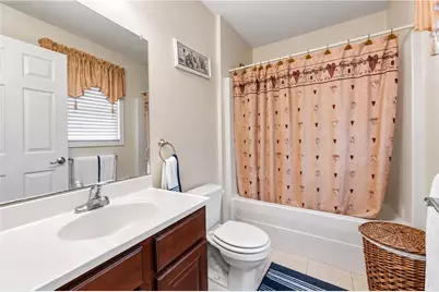 15 Metacomet Avenue, East Providence, RI 02916 - Photo 32