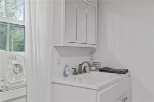 190 Railroad Ave, Portsmouth, RI 02871 - Photo 14