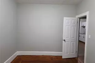 108 Lenox Ave, Providence, RI 02907 - Photo 10