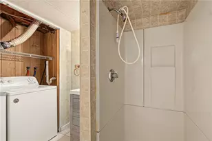 29 Stillwater Ave, Providence, RI 02908 - Photo 26