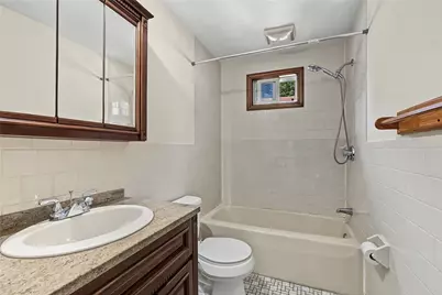 29 Stillwater Avenue, Providence, RI 02908 - Photo 20