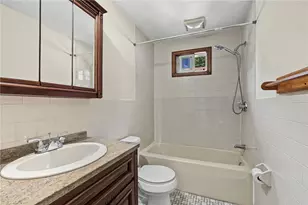 29 Stillwater Ave, Providence, RI 02908 - Photo 20