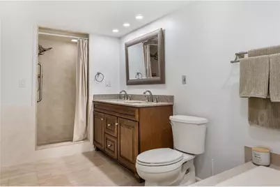152 Crompton Avenue #5, East Greenwich, RI 02818 - Photo 24