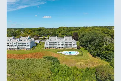 152 Crompton Avenue #5, East Greenwich, RI 02818 - Photo 2
