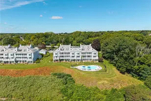 152 Crompton Ave, East Greenwich, RI 02818 - Photo 2