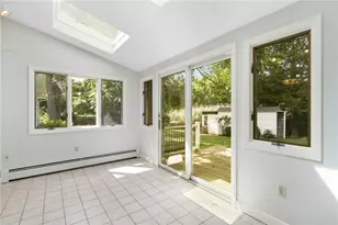 14 Plymouth Dr, Barrington, RI 02806 - Photo 24