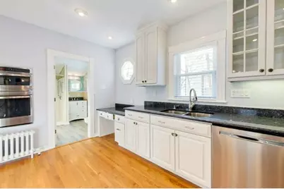 62 Roseneath Avenue, Newport, RI 02840 - Photo 6