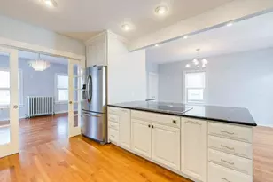 62 Roseneath Ave, Newport, RI 02840 - Photo 8