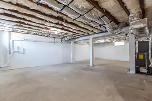 184 Avenue C, Woonsocket, RI 02895 - Photo 16