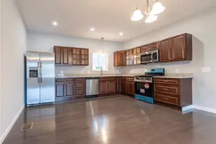 184 Avenue C, Woonsocket, RI 02895 - Photo 6
