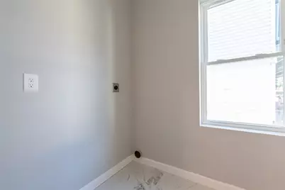 184 Avenue C #-1, Woonsocket, RI 02895 - Photo 14