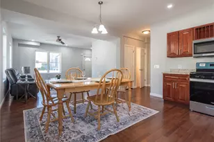 184 Avenue C, Woonsocket, RI 02895 - Photo 4