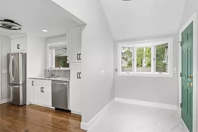 26 Tryon Avenue, East Providence, RI 02916 - Photo 20
