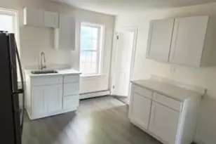 14 Madison St, Providence, RI 02907 - Photo 14