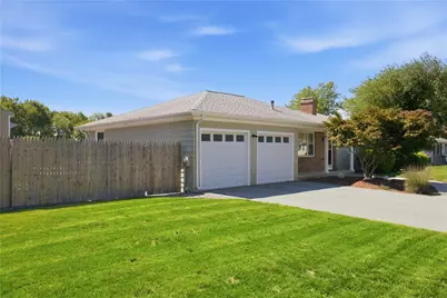 43 Bayview Drive, West Warwick, RI 02893 - Photo 4