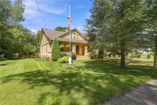 12 Maple Ct, Hopkinton, RI 02804 - Photo 1