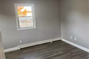 69 Silver Lake Ave, Providence, RI 02909 - Photo 8