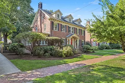 131 Freeman Parkway, Providence, RI 02906 - Photo 2