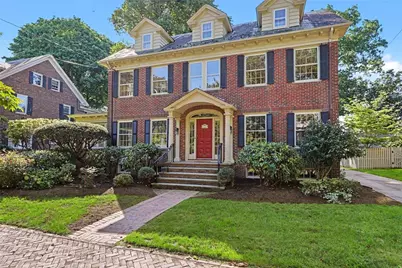 131 Freeman Parkway, Providence, RI 02906 - Photo 1