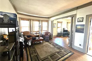 29 Laura St, Providence, RI 02907 - Photo 2