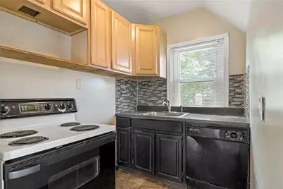 3 Makin Street, Pawtucket, RI 02861 - Photo 16