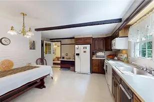 96 Paterson Ave, Warwick, RI 02886 - Photo 16