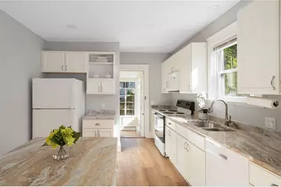 14 Taft Avenue, Providence, RI 02906 - Photo 8