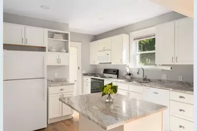 14 Taft Avenue, Providence, RI 02906 - Photo 10
