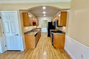 70 Turner St, Warwick, RI 02886 - Photo 6