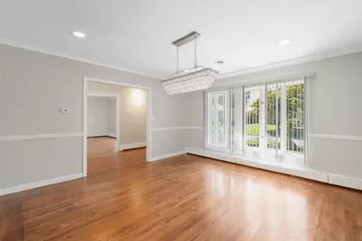 30 Wardlaw Court, Providence, RI 02908 - Photo 4