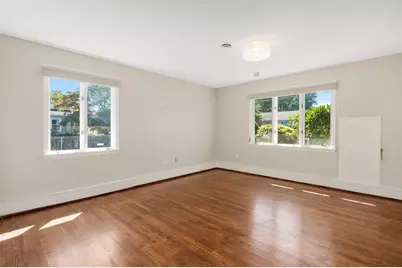 30 Wardlaw Court, Providence, RI 02908 - Photo 16