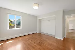 30 Wardlaw Ct, Providence, RI 02908 - Photo 18