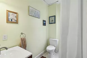 35 Hammond St, Providence, RI 02909 - Photo 24