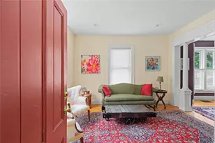 35 Hammond St, Providence, RI 02909 - Photo 4