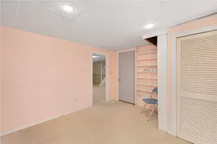 102 Edgewater Rd, Narragansett, RI 02882 - Photo 36