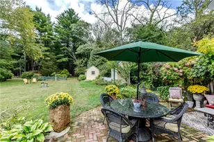 1409 Hope Rd, Cranston, RI 02831 - Photo 34