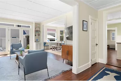 21 Division Street, Newport, RI 02840 - Photo 16