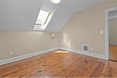 217 Bay View Avenue, Cranston, RI 02905 - Photo 12