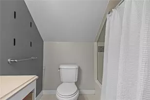 217 Bay View Ave, Cranston, RI 02905 - Photo 16