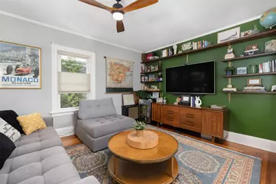 12 Glendale Avenue, Providence, RI 02906 - Photo 6