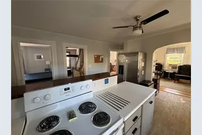 35 Brewer Street #2, Newport, RI 02840 - Photo 4